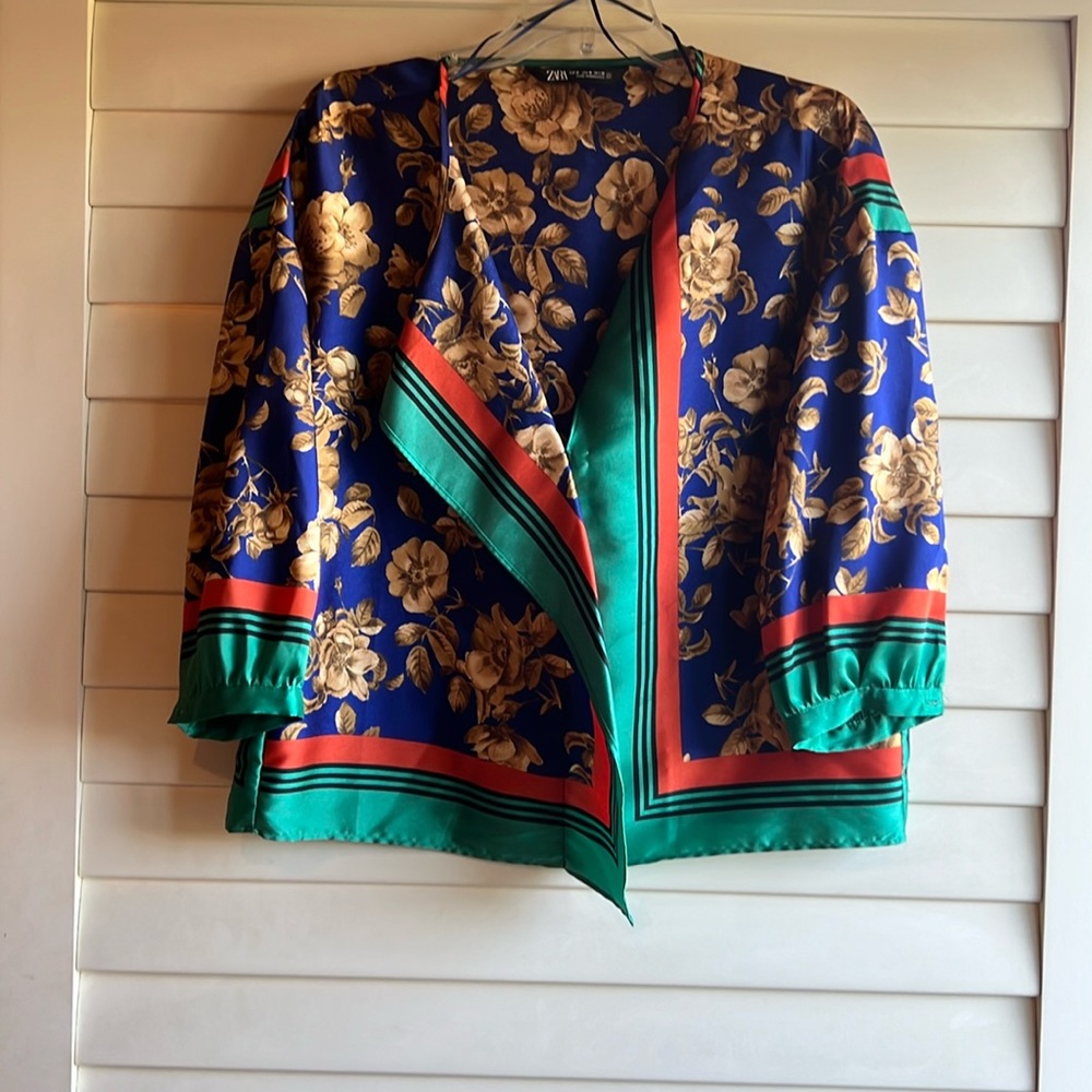 Zara top size M